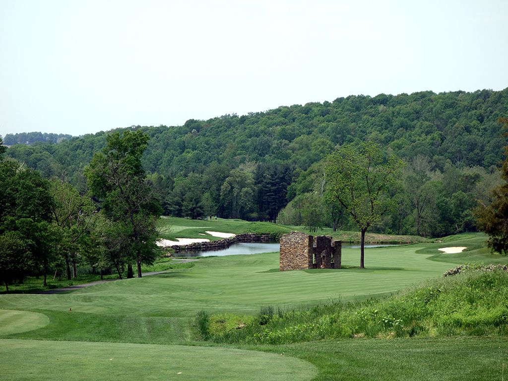 18th Hole at Whiskey Creek Golf Club (547 Yard Par 5)